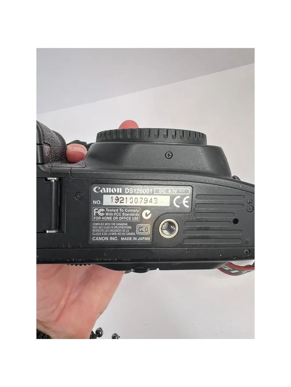 Canon EOS 20D DSLR Camera Body {8.2MP} (Body Only) *FOR PARTS - AS IS (#3)